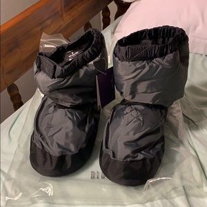 BRAND NEW Bloch warm up booties